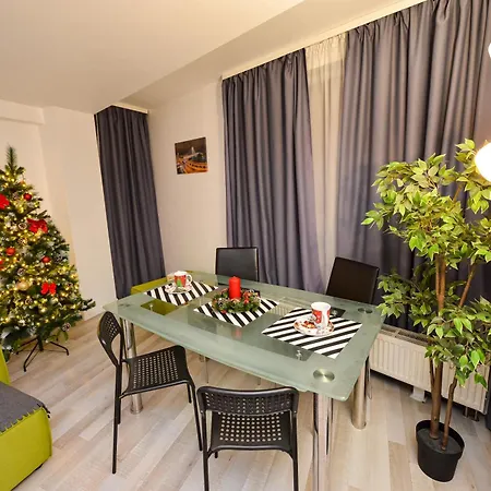 Apartment Downtown *